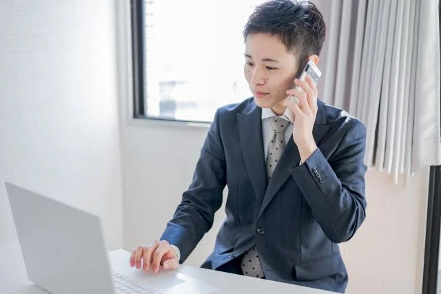 「起業直後でしたが、林さんのコンサルで2か月で初受注を3件獲得できました」